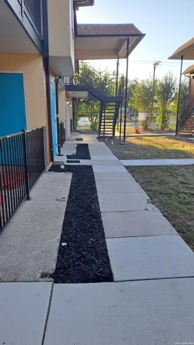 2BR House for Rent in San Antonio, TX