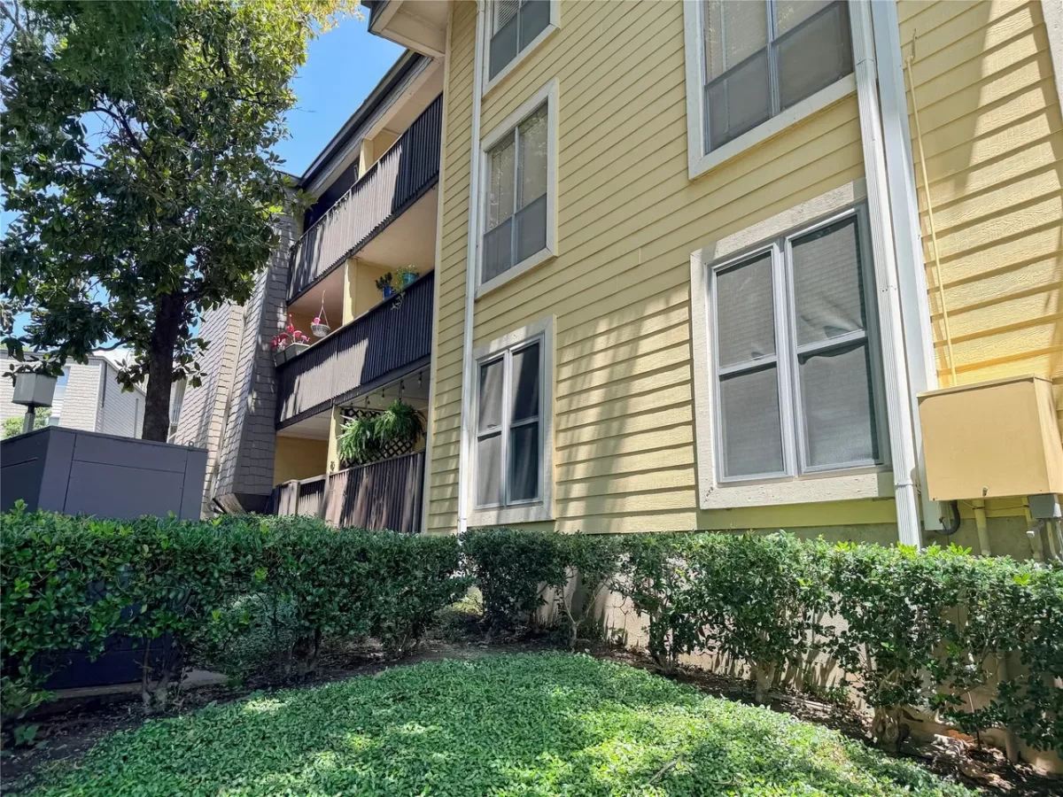 2BR Condo for Sale in Dallas, TX
