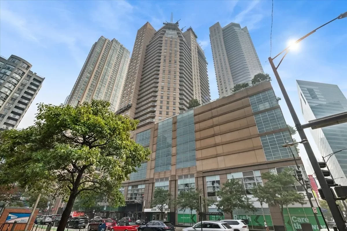 1BR Condo for Sale in Chicago, IL