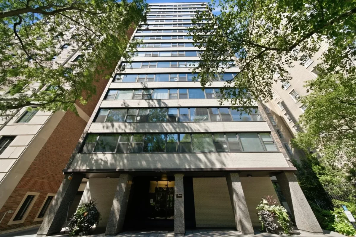 2BR Condo for Rent in Chicago, IL