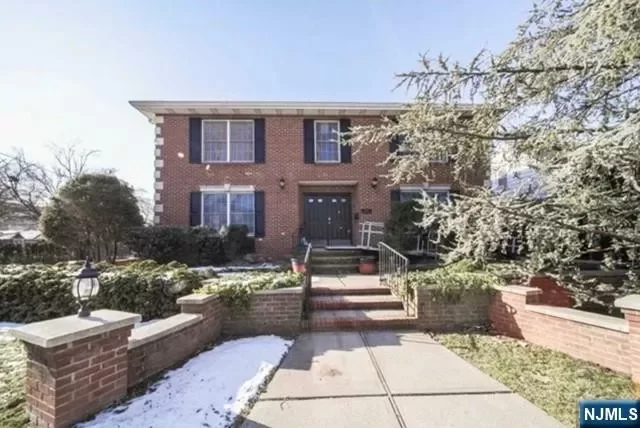 3BR Multi-Family for Rent in Ridgefield, NJ