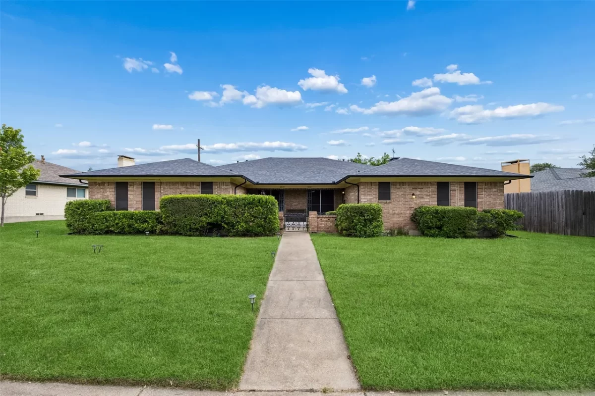 4BR Multi-Family for Sale in Dallas, TX