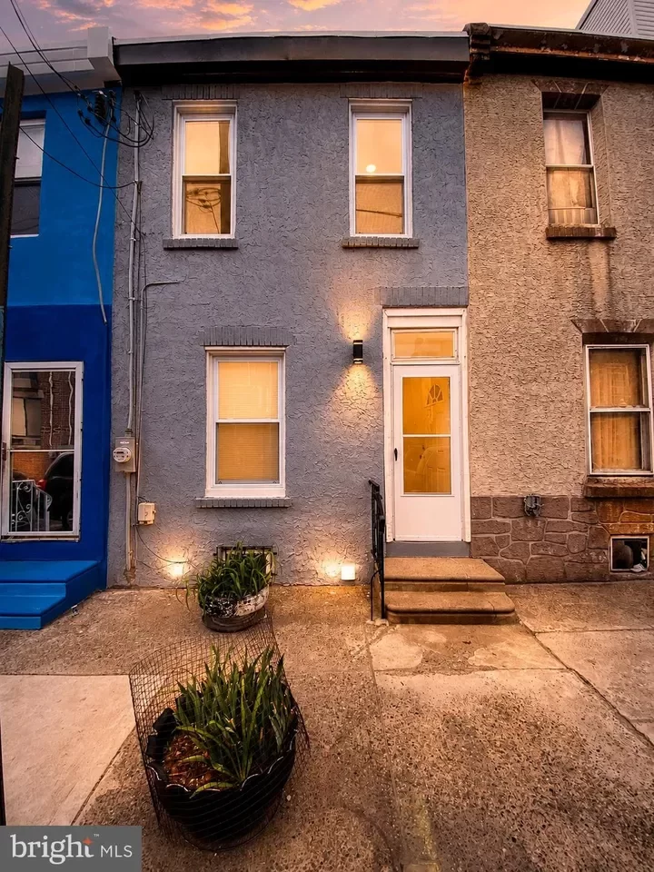 3BR Townhouse for Sale in Philadelphia, PA