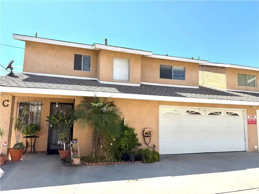 3BR Condo for Sale in Cudahy, CA