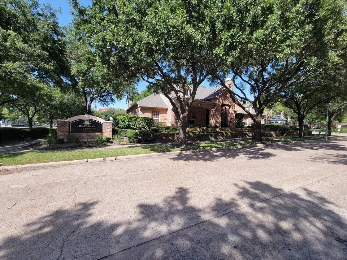 2BR Condo for Rent in Houston, TX