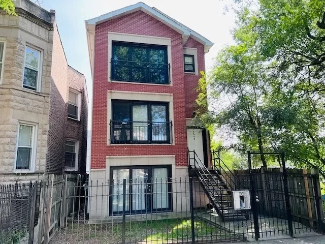 3BR House for Rent in Chicago, IL