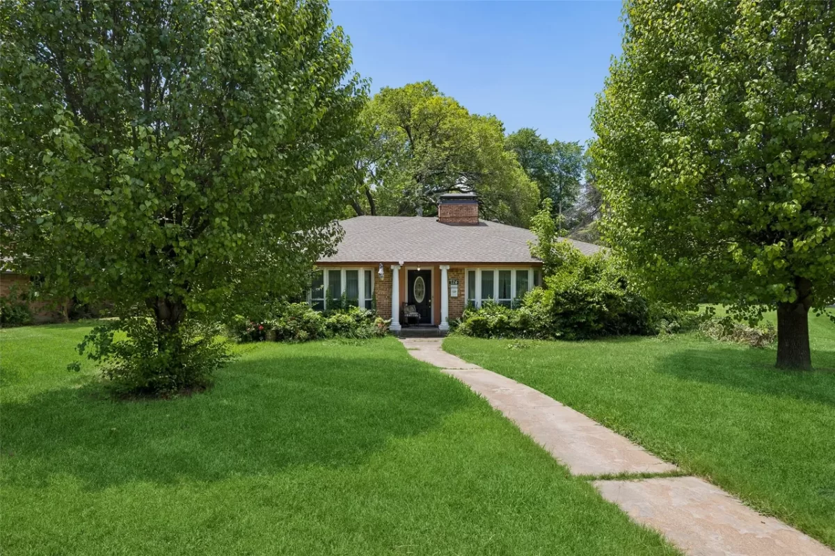 3BR House for Sale in Dallas, TX