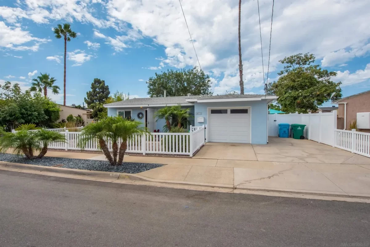 2BR House for Sale in San Diego, CA