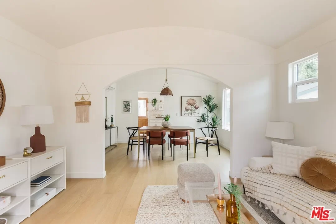 3BR Condo for Sale in Los Angeles, CA