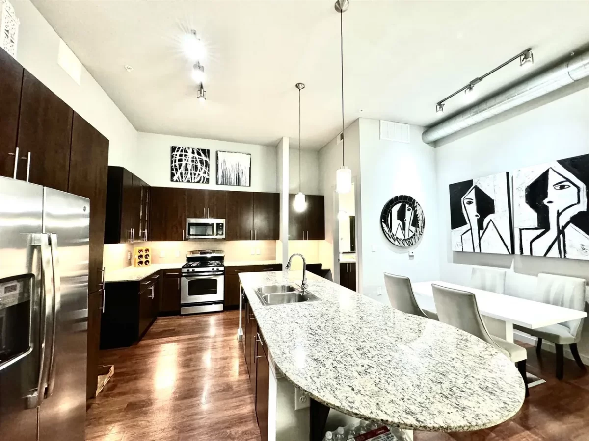 2BR Condo for Rent in Houston, TX
