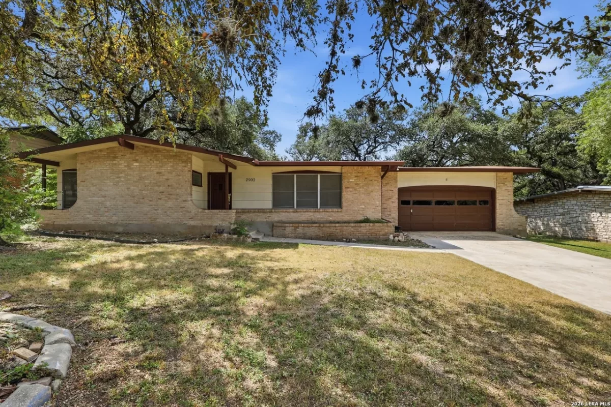 4BR House for Sale in San Antonio, TX