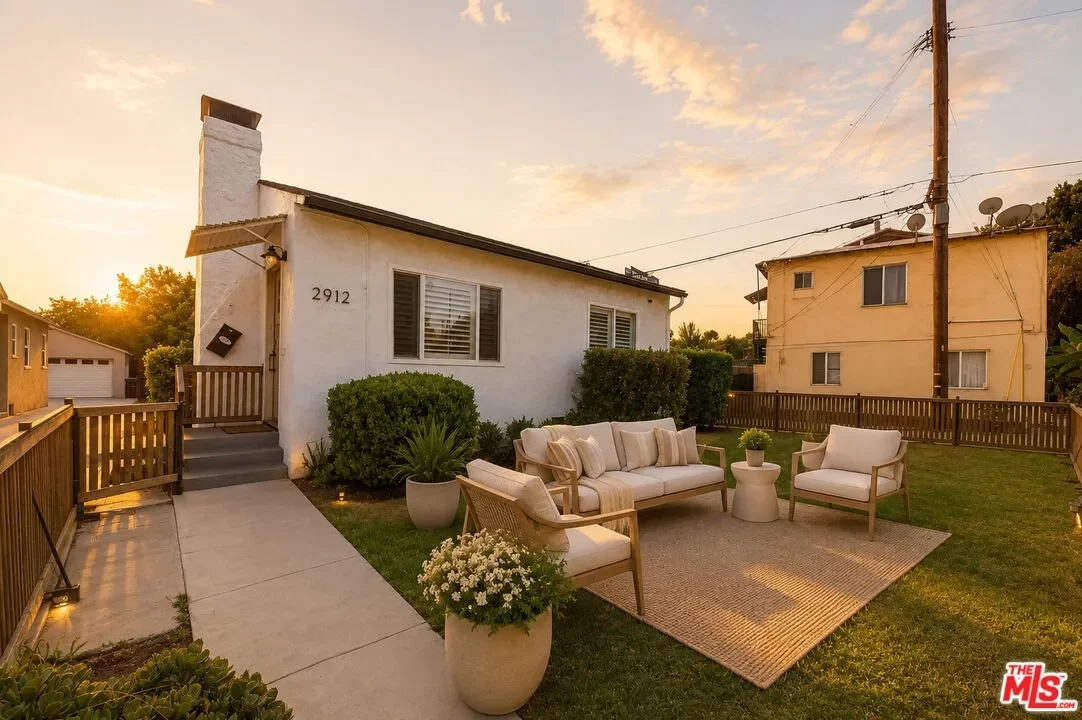 3BR House for Sale in Los Angeles, CA