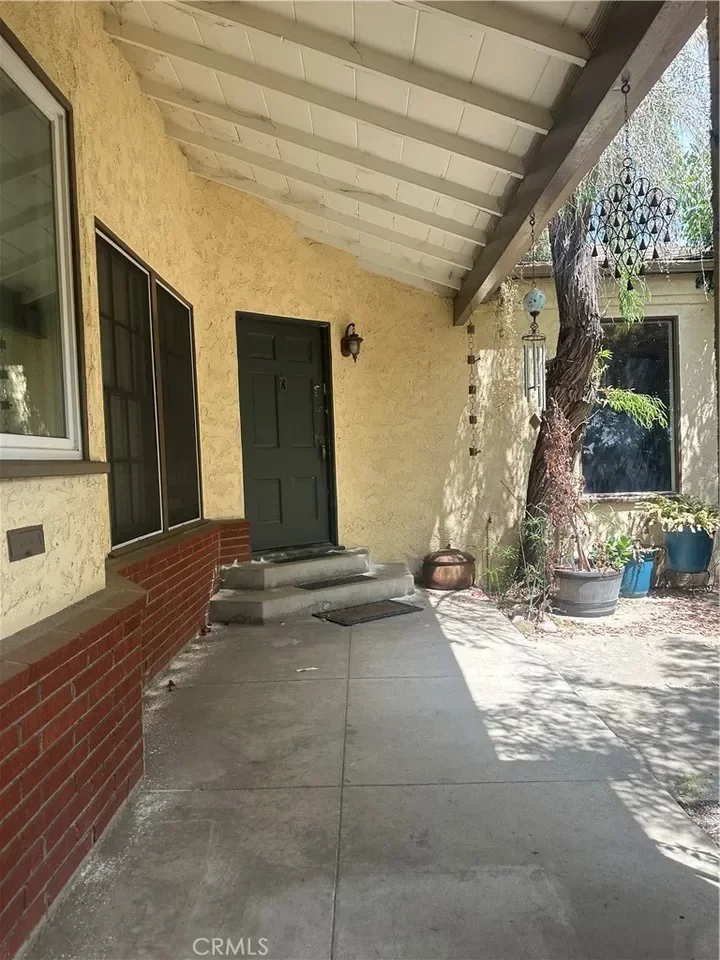 2BR House for Sale in Los Angeles, CA