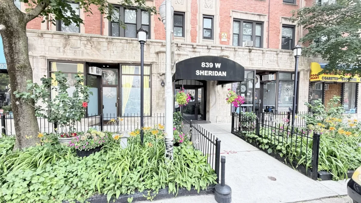 House for Rent in Chicago, IL