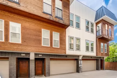 3BR Townhouse for Rent in Dallas, TX