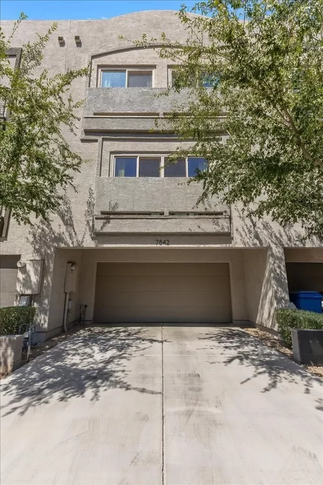 3BR Townhouse for Rent in Phoenix, AZ