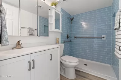 2BR Condo for Sale in Phoenix, AZ