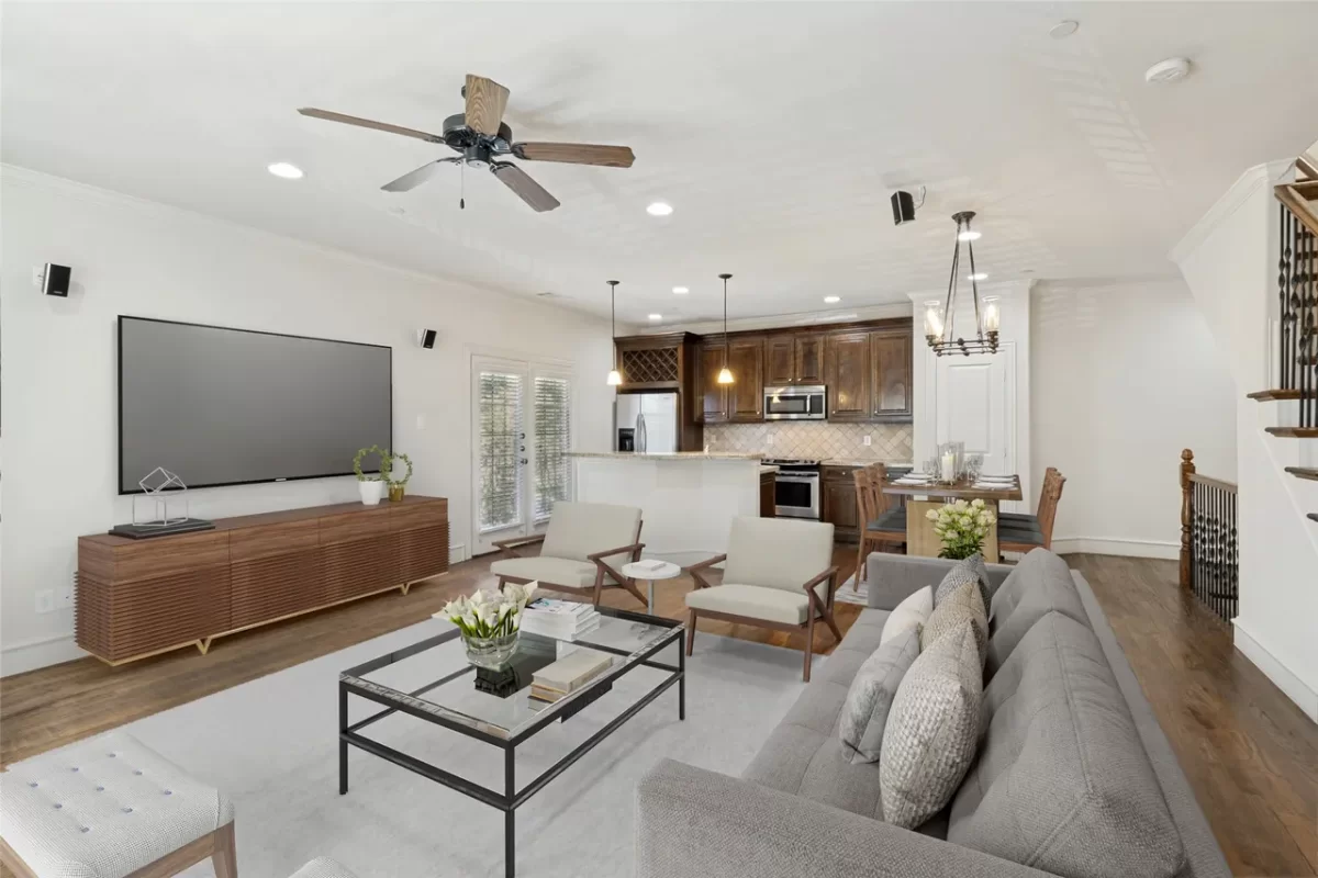 2BR Condo for Sale in Dallas, TX