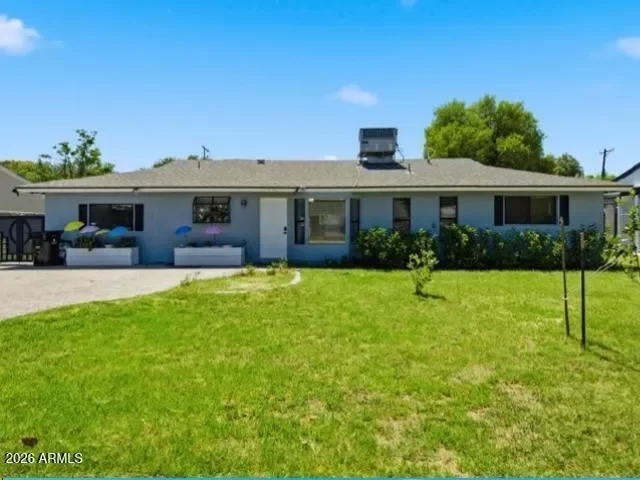 4BR House for Sale in Phoenix, AZ