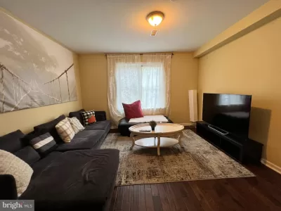 6BR Townhouse for Rent in Philadelphia, PA