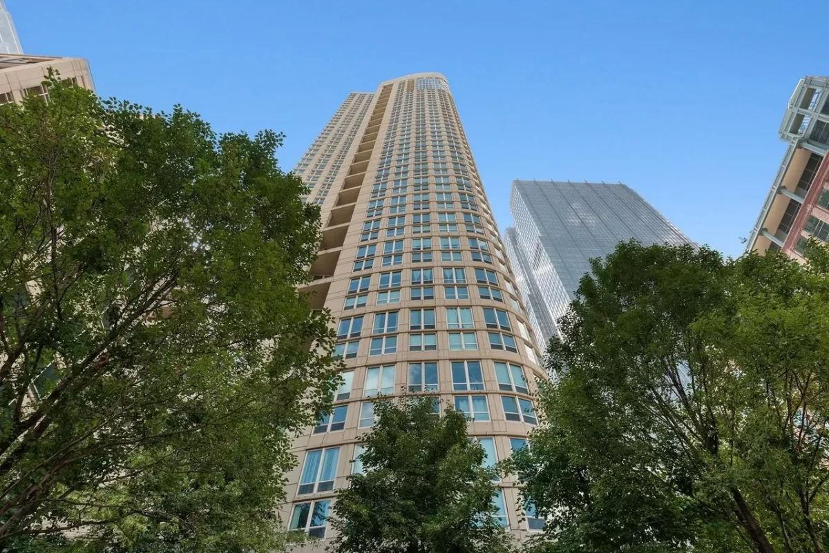 1BR Condo for Sale in Chicago, IL