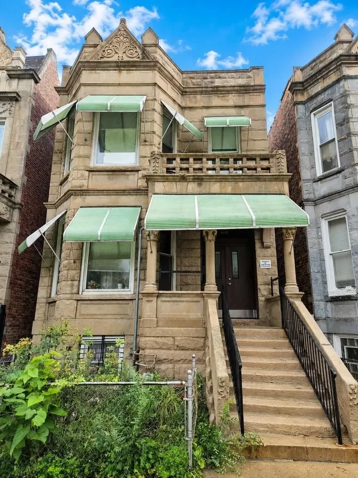 1BR Multi-Family for Sale in Chicago, IL