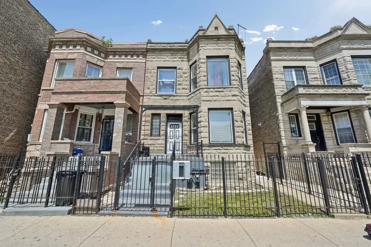 5BR Multi-Family for Sale in Chicago, IL