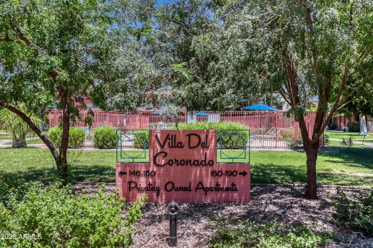 2BR Condo for Sale in Phoenix, AZ