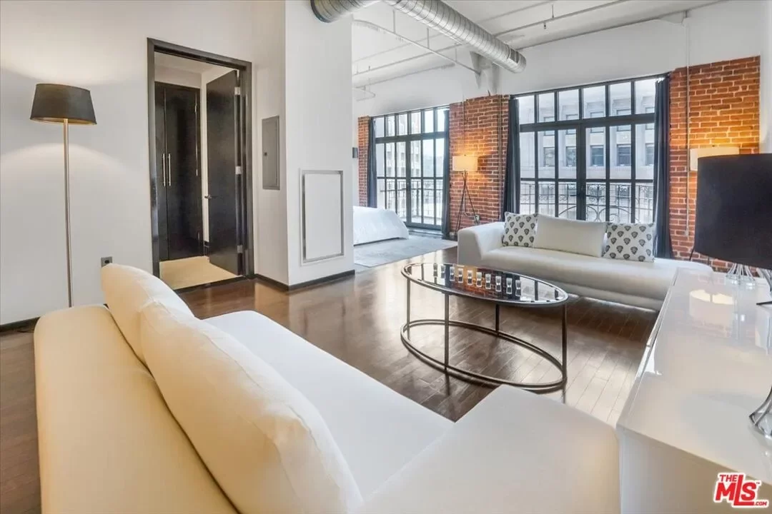 1BR Condo for Sale in Los Angeles, CA