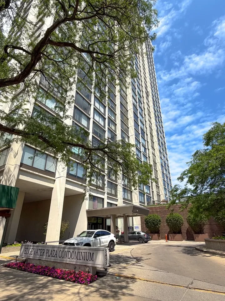 1BR Condo for Sale in Chicago, IL