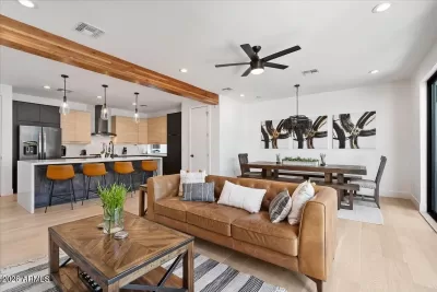 8BR Multi-Family for Sale in Phoenix, AZ