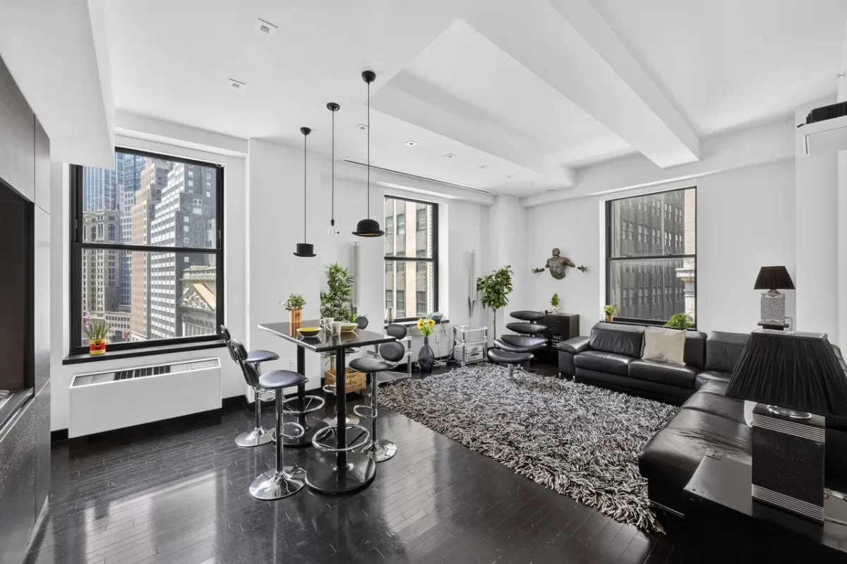 2BR Condo for Sale in Manhattan, NY