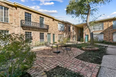 1BR Condo for Sale in Houston, TX