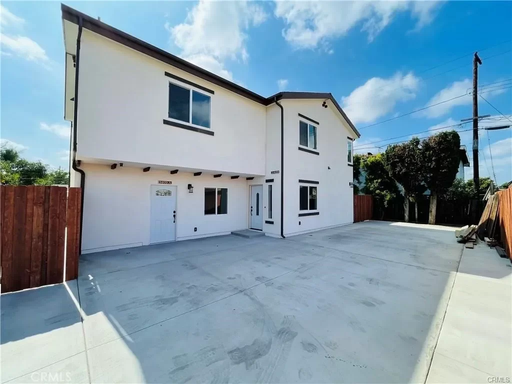 5BR Multi-Family for Sale in Lynwood, CA
