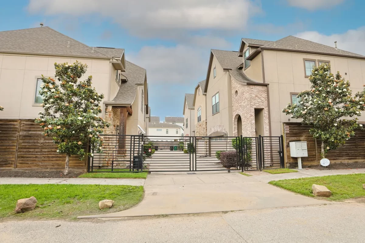 3BR House for Sale in Houston, TX