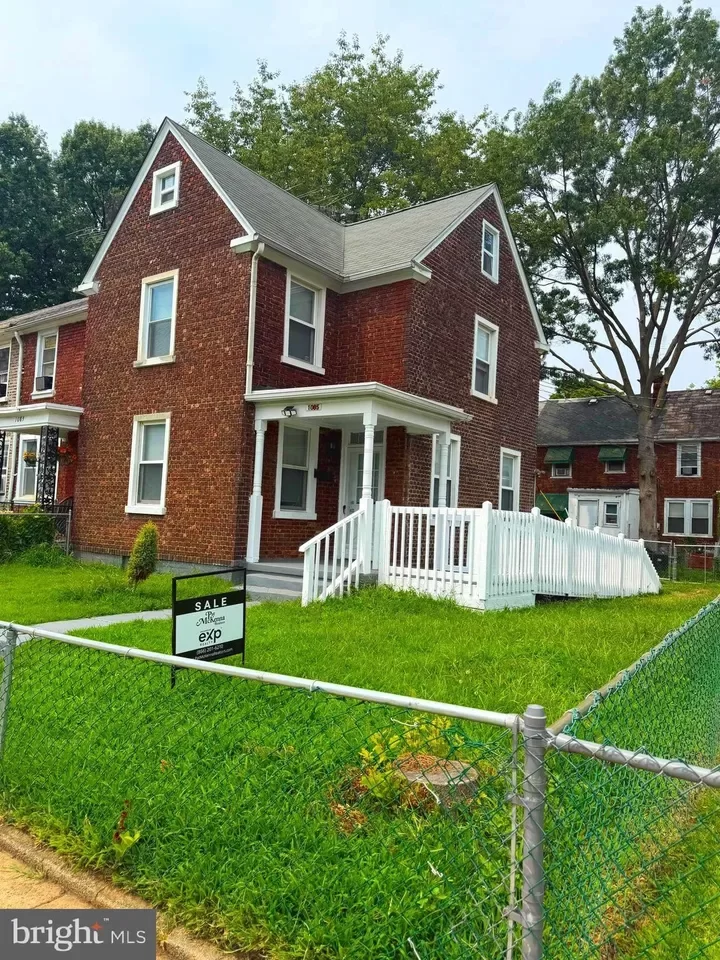 2BR Townhouse for Sale in Camden, NJ