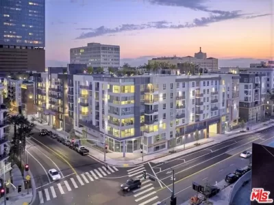 Condo for Rent in Los Angeles, CA
