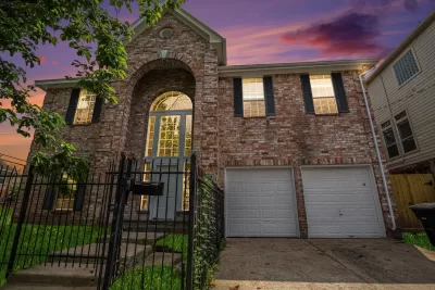 5BR House for Sale in Houston, TX