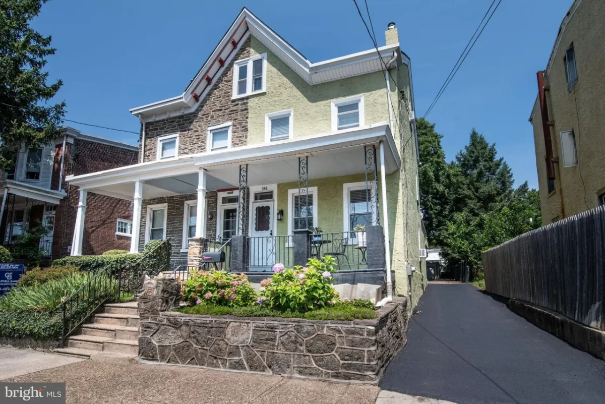 3BR Townhouse for Sale in Philadelphia, PA