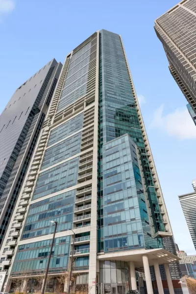 1BR Condo for Sale in Chicago, IL