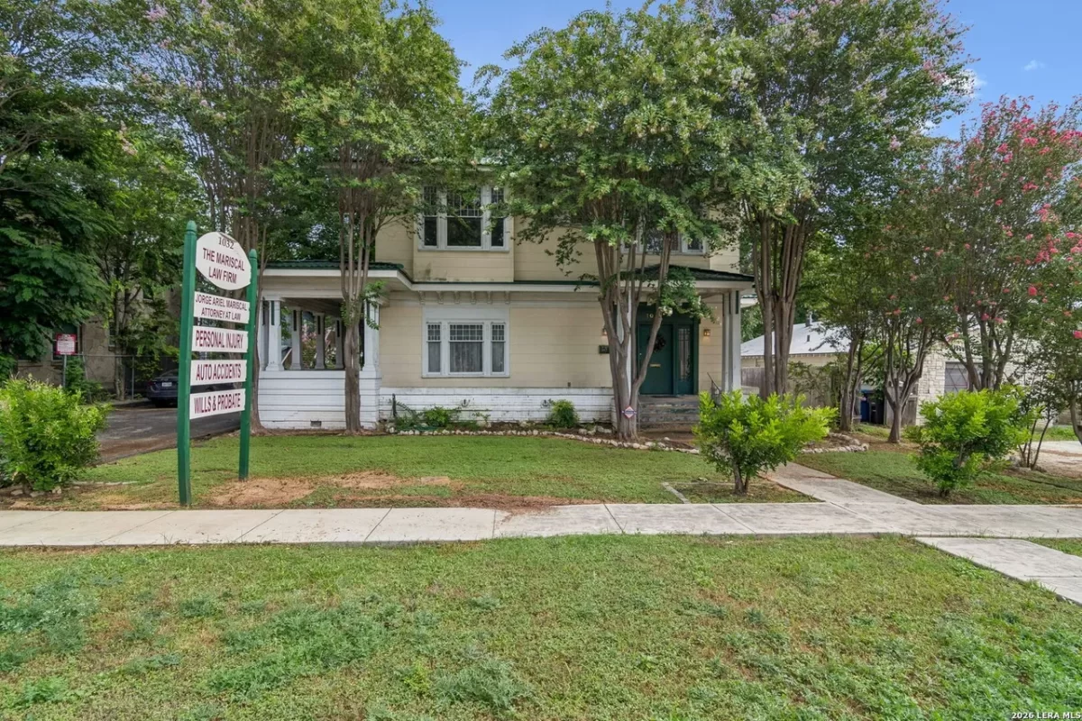 6BR House for Sale in San Antonio, TX