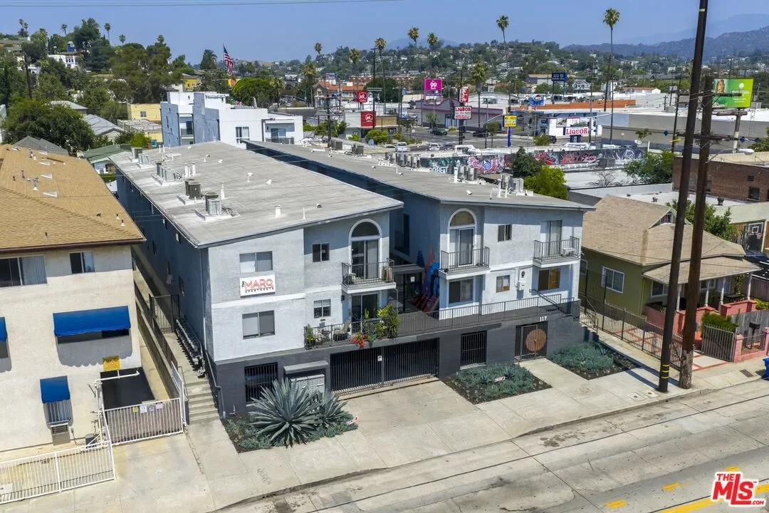 32BR Multi-Family for Sale in Los Angeles, CA