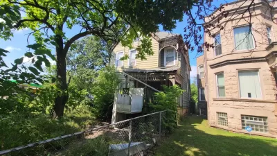 4BR House for Sale in Chicago, IL