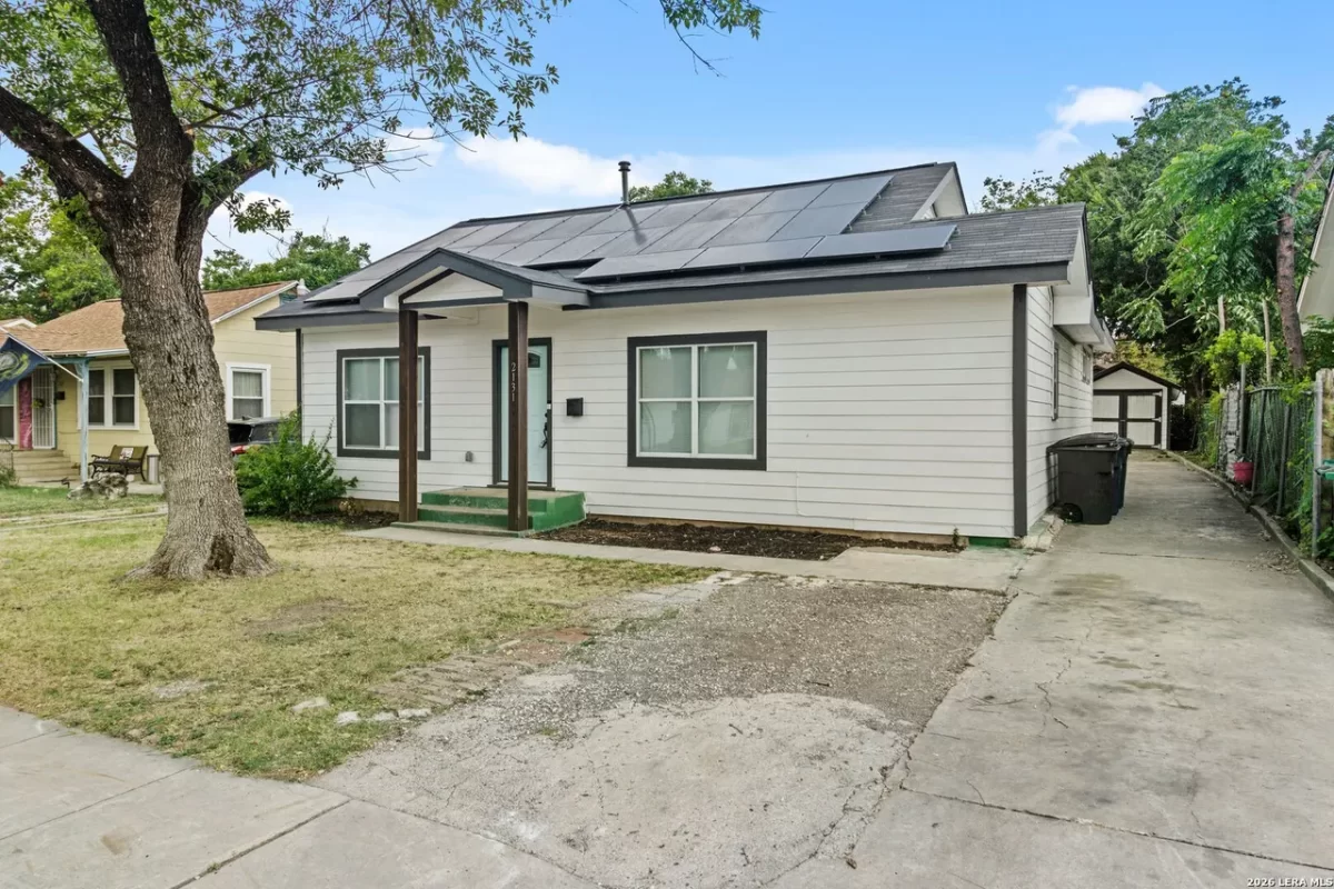 4BR House for Sale in San Antonio, TX