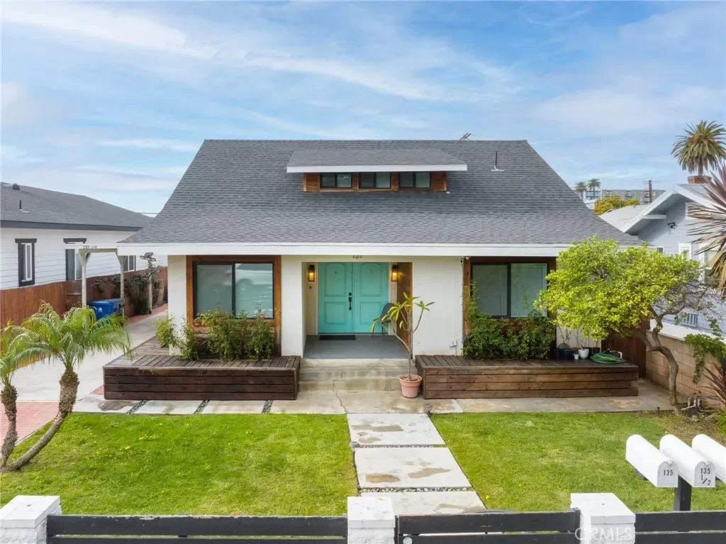 7BR Multi-Family for Sale in Los Angeles, CA