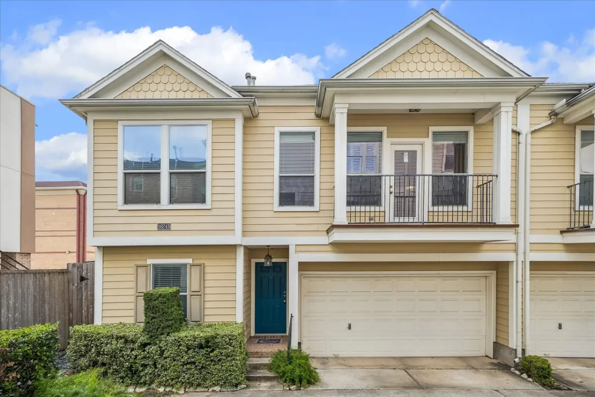 2BR House for Sale in Houston, TX