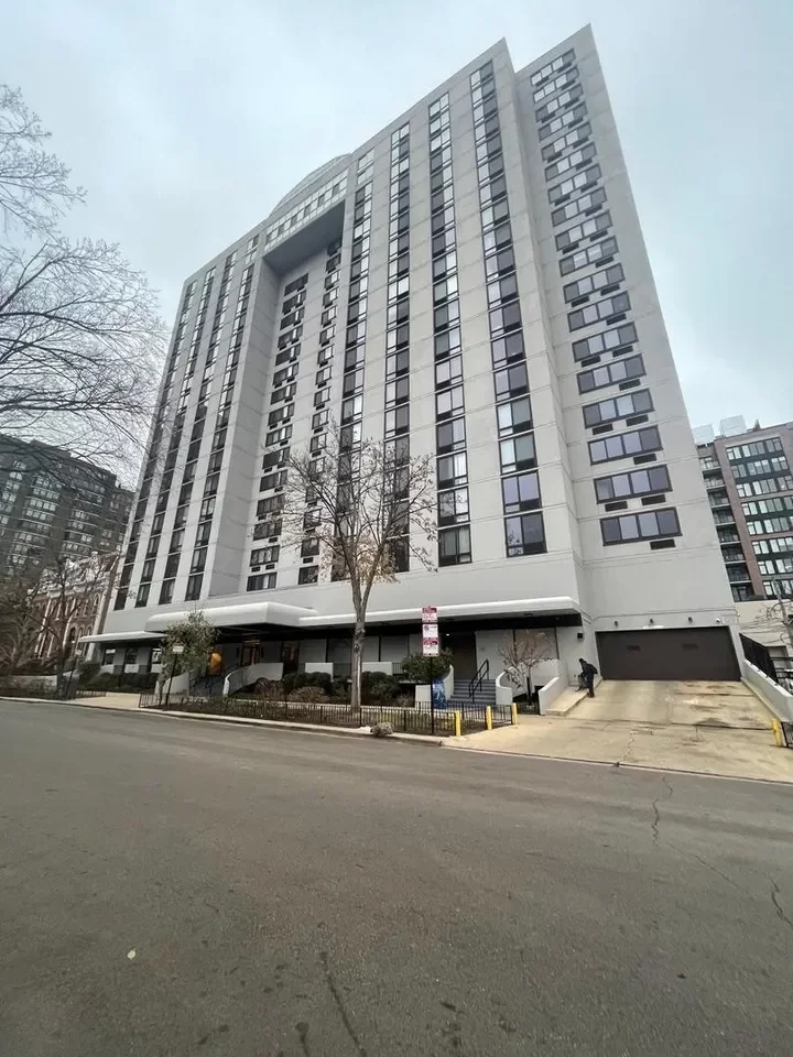 2BR Condo for Rent in Chicago, IL