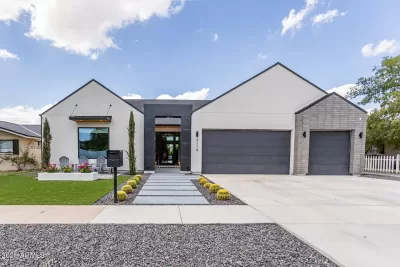 5BR House for Sale in Phoenix, AZ
