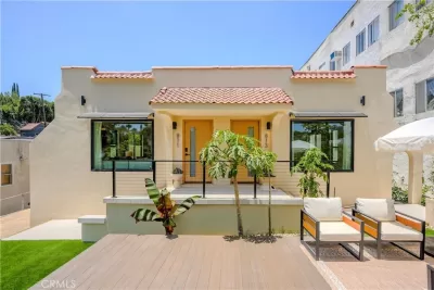 6BR Multi-Family for Sale in Los Angeles, CA