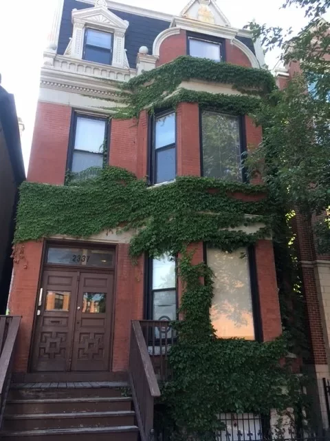 4BR House for Rent in Chicago, IL